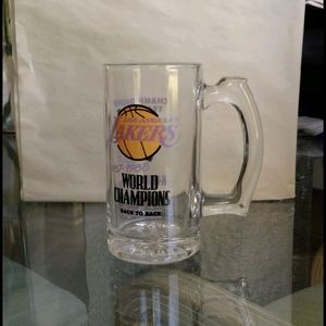 LA Lakers 1987-1988 World Champions Glass Mug